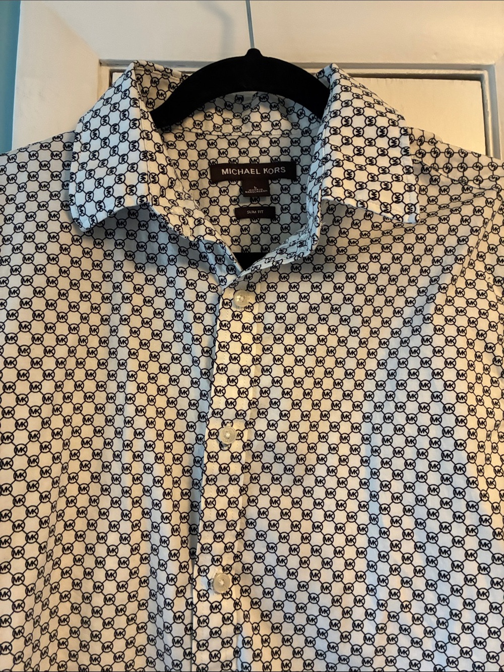 Michael Kors White Shirt with Black Geometric Logo Print large/slim fit